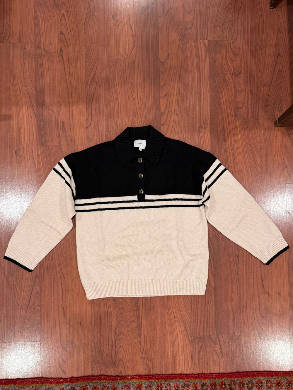 Reformation Two-Tone Polo Cashmere Sweater in Black and Cream size Medium - Picture 2 of 5